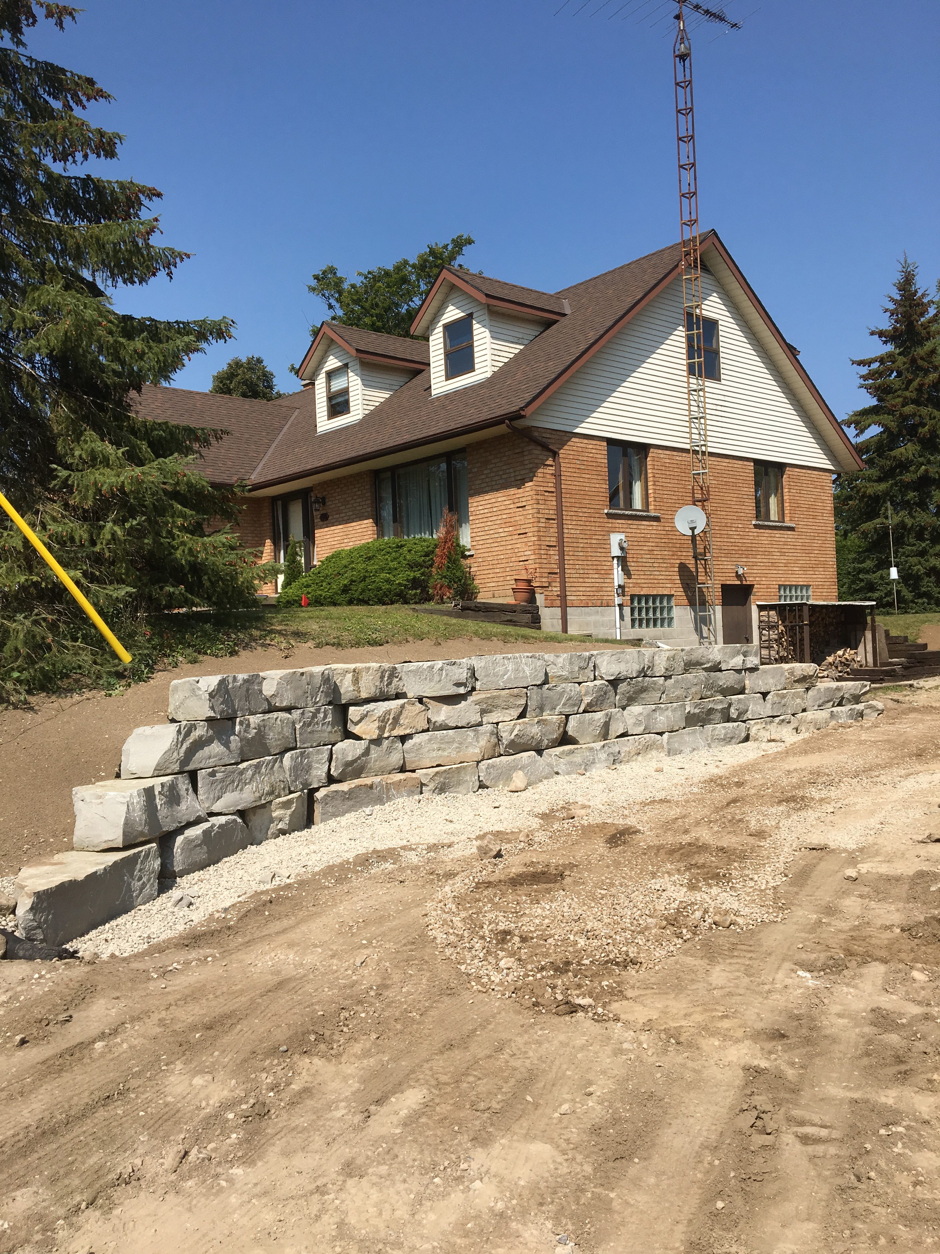 natural stone retaining wall